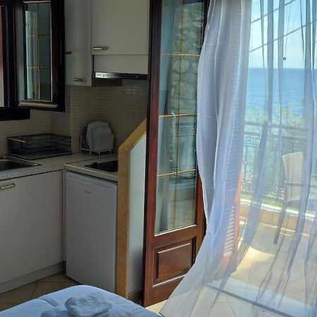 La Mer Gythio Exterior foto